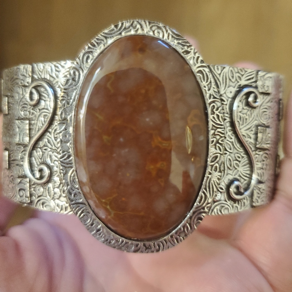 New Oversized Seam Agate 925 Silver Cuff Bracelet.
